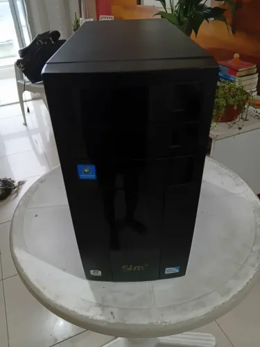 Torre de computador c defeito 