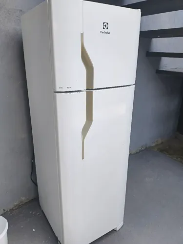 Geladeira Electrolux DC35A