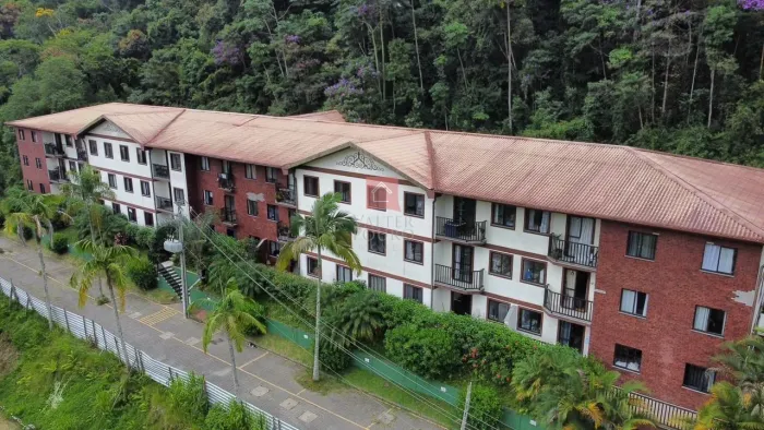 Apartamento para venda no Condomínio Estrada Real, Samambaia, Petrópolis/RJ