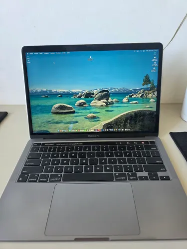 Macbook M2 PRO