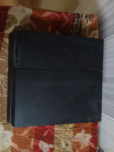 PS4 FAT + 2 controles personalizados