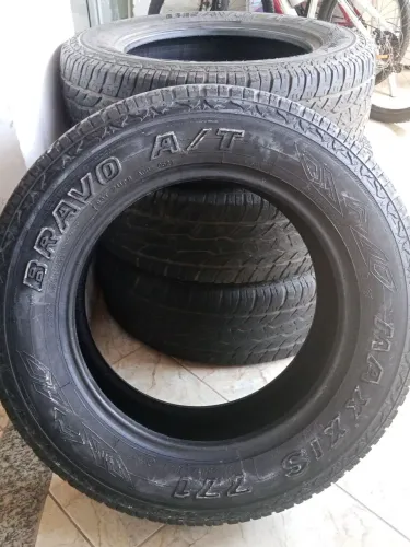 *Pneus aro 17 para carros altos