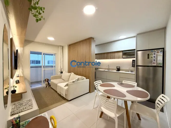 Apartamento com 02 dormitórios em Areias, São José/SC!