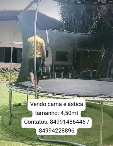 Vendo pula pula / cama elástica tamanho P e GG