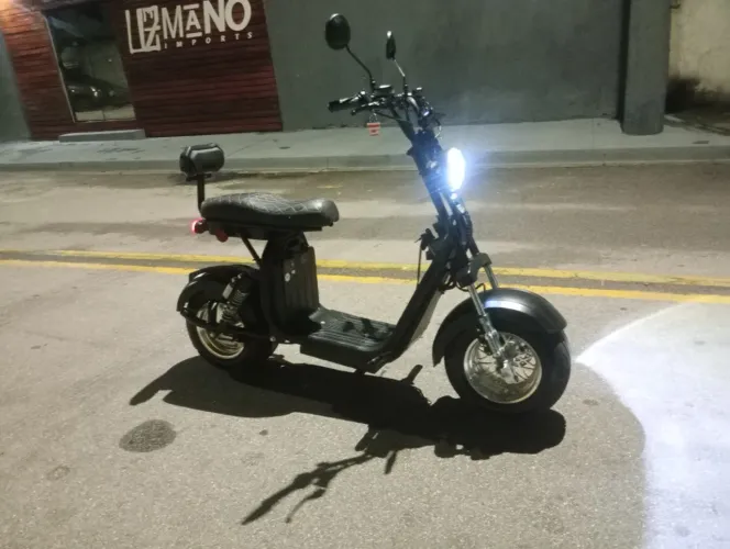 Vendo scooter elétrica