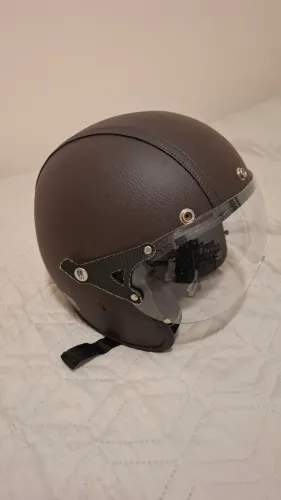 Capacete Kraft coquinho usado menos de 1 mês