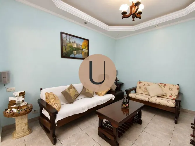 Casa à Venda no Jardim Vila Formosa com 161 m², 4 Dormitórios, Suíte e Área Gourmet