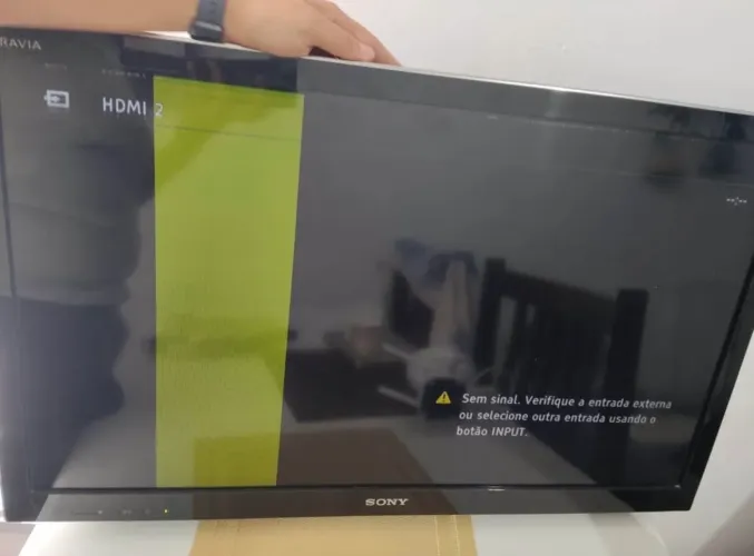 Tv Sony 32 polegadas com problema na tela conforme imagem