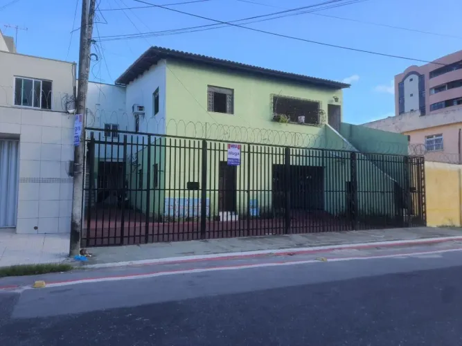 Apartamento com 2 quartos no bairro Parque Araxá em Fortaleza, CE