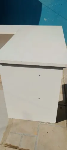 Mesa de escritório em L