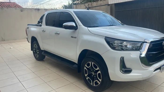 Toyota Hilux CD SRV 4X4 2.8 TDI Diesel Aut. 2021