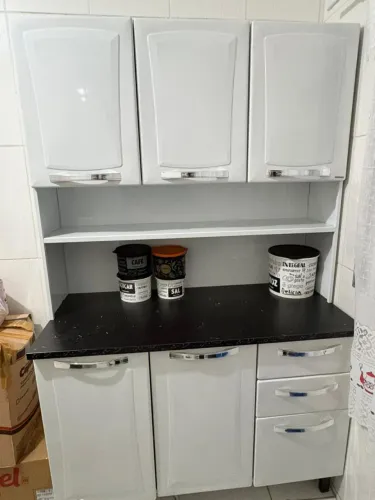 Vende-se armário Itatiaia branco 1 mês de uso