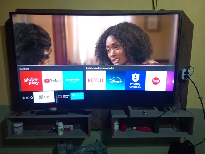 Vendo tv Samsung 50 polegadas tela curva