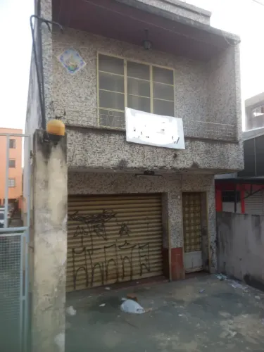 Praça 14 / Casa com ponto / 9 8 1 0 6 3 2 3 1