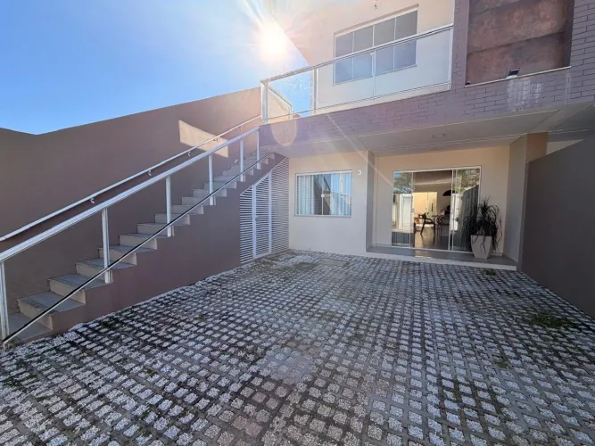 Apartamento Mobiliado para Locação Anual em Mariscal