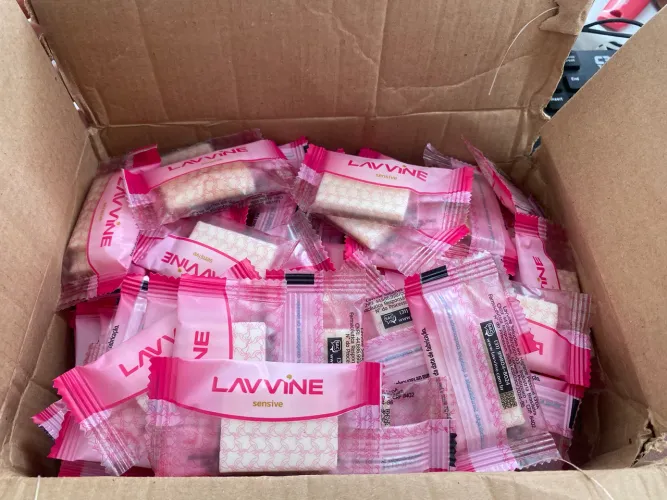 Vendo caixa com 90 mini Sabonete 10g (NOVOS)