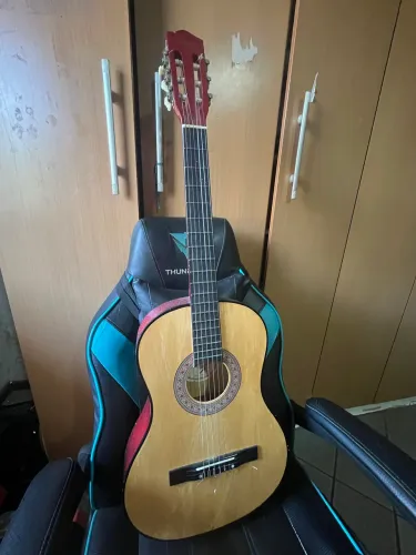 Violão de nylon