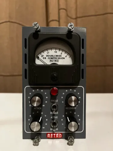 Retro Instruments Doublewide Tube Compressor