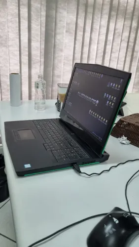 Notbook Alienware o melhor pc gamer portatil 17pol