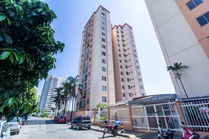 Imóvel para aluguel possui 75 metros quadrados com 3 quartos em Vila Alpes - Goiânia - GO
