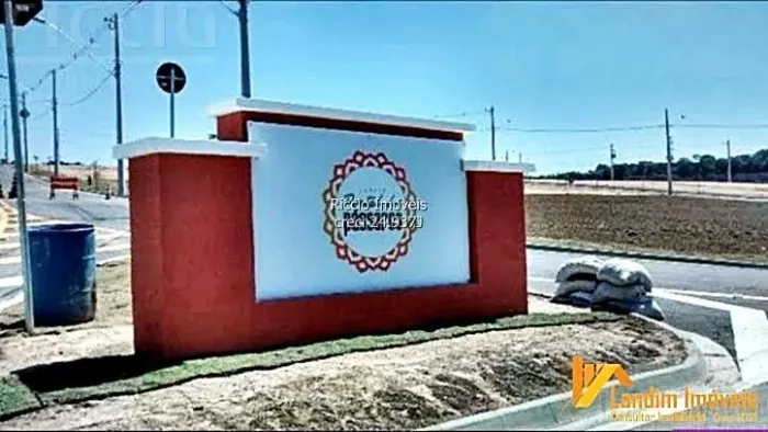 Ótimos terrenos comerciais com ótima localização no Jardim Portal dos Pássaros