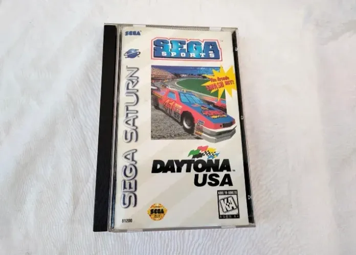 Daytona Usa Original Long Box - Sega Saturn, Detalhe Na Capa