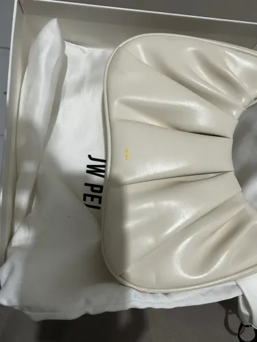 Vendo bolsa JWPEI GABBI OFF WHITE ORIGINAL
