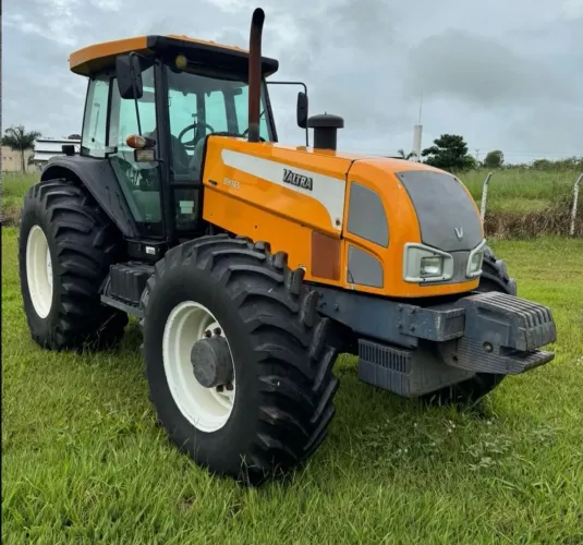 Trator Valtra BH165 11/11 - Entrada 10%