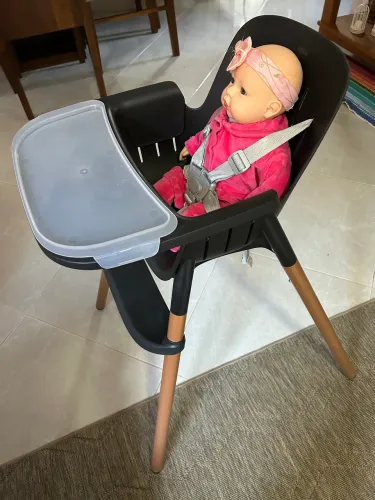 Cadeirinha de alimentação Burigotto para bebê