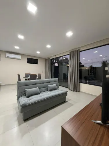 Studio amplo ótima Localização para até 5 pessoas