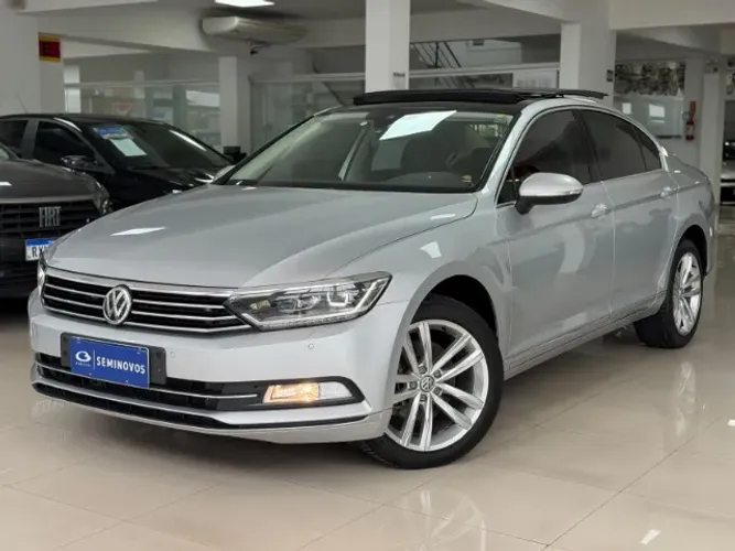 Volkswagen Passat Highline 2.0 TSI 220cv Tip. 2018