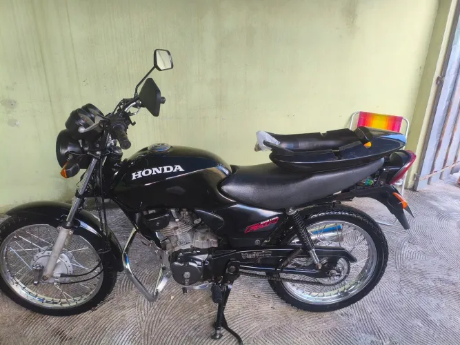 Moto muito conservada