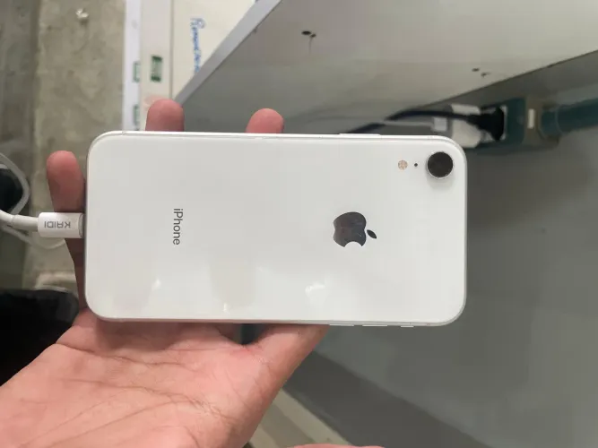 iPhone XR