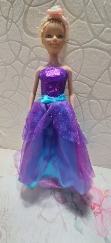 Vestido boneca alecia  moda e magia