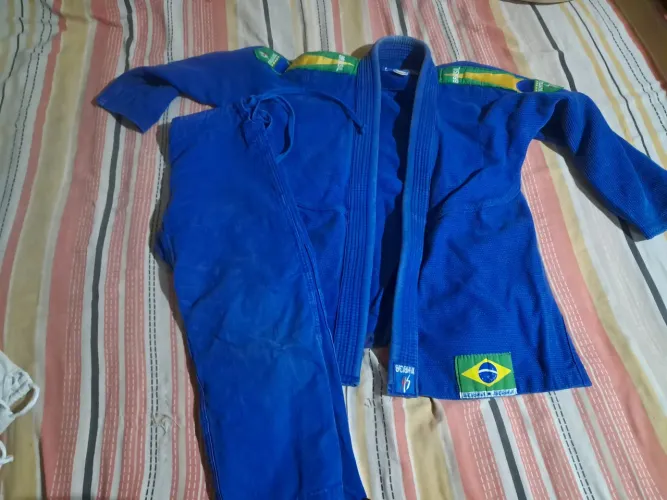 Kimono traçado infantil 