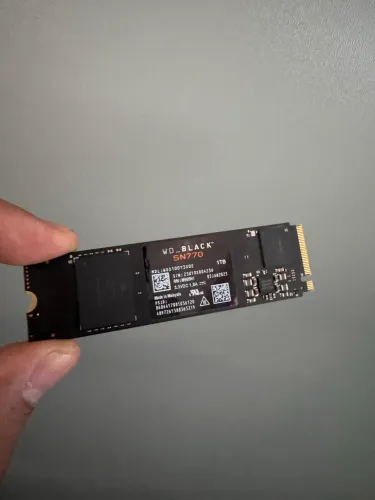Nvme 1TB WD Black Sn770