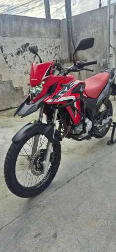 Xre 300 rally impecável.
