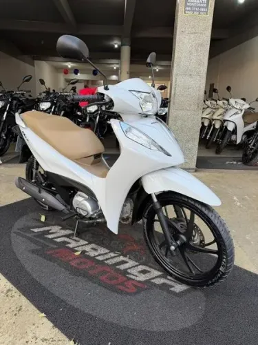 HONDA BIZ 2025 impecável! Vale a pena conferir.