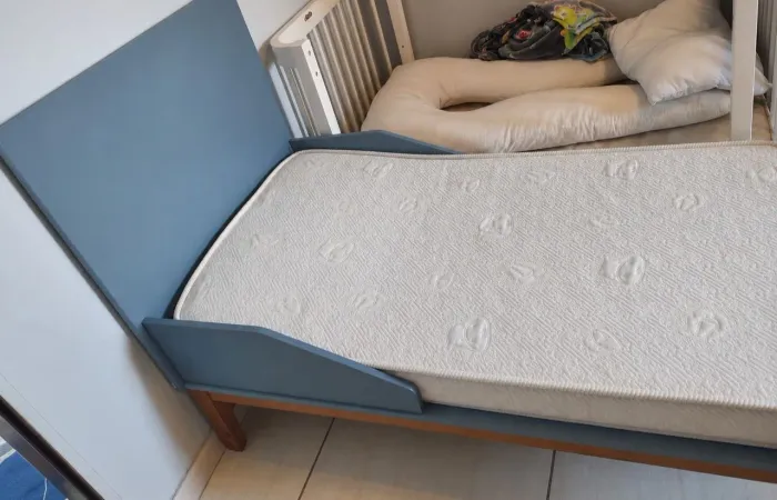 Vendo Cama infantil marca Reller com colchão Ortobom pro saúde baby  