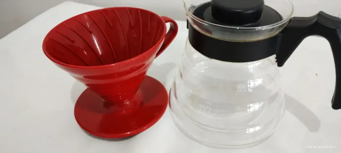 Kit original Hario V60. Suporte mais chaleira 600 ml Hario.