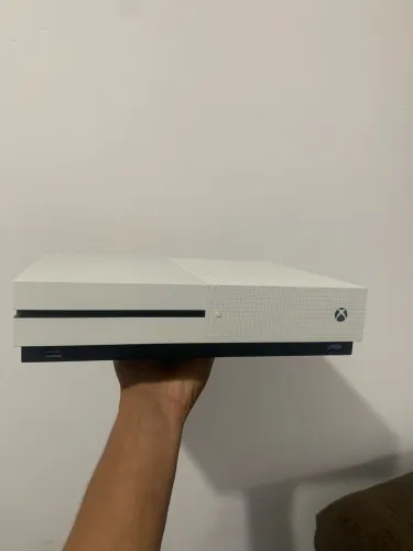 Vendo Xbox one s 1 TR