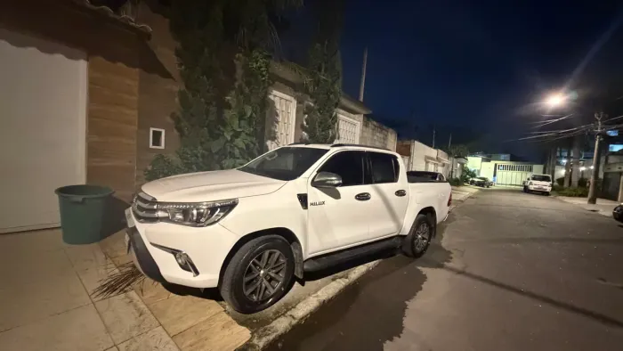 Toyota Hilux CD SRX 4X4 2.8 TDI 16V Diesel Aut. 2016