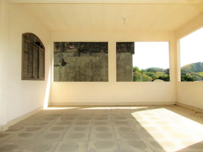 Casa para Venda em Niterói, Fonseca, 2 dormitórios, 3 banheiros