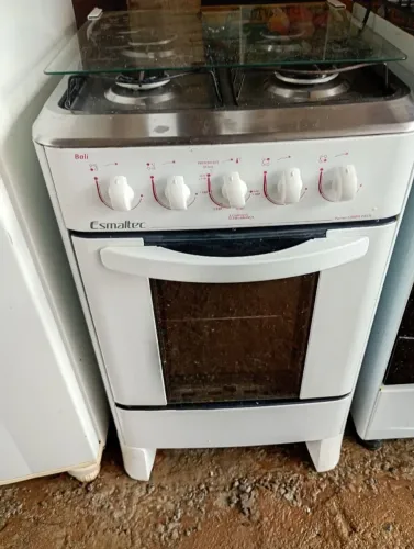 Fogão 4bocas não e automático