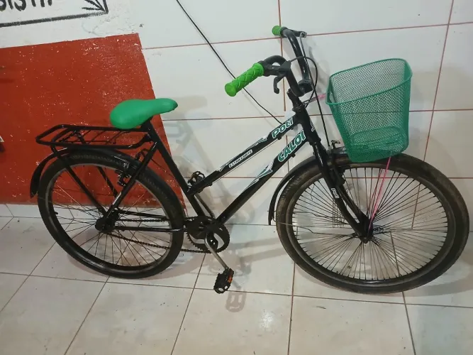 Vende se essa bicicleta nova entrego