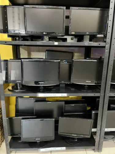 MONITOR 16 POLEGADAS