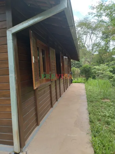 Fazenda / Sítios / Chácaras com 3 quartos à venda em Barão De Cocais