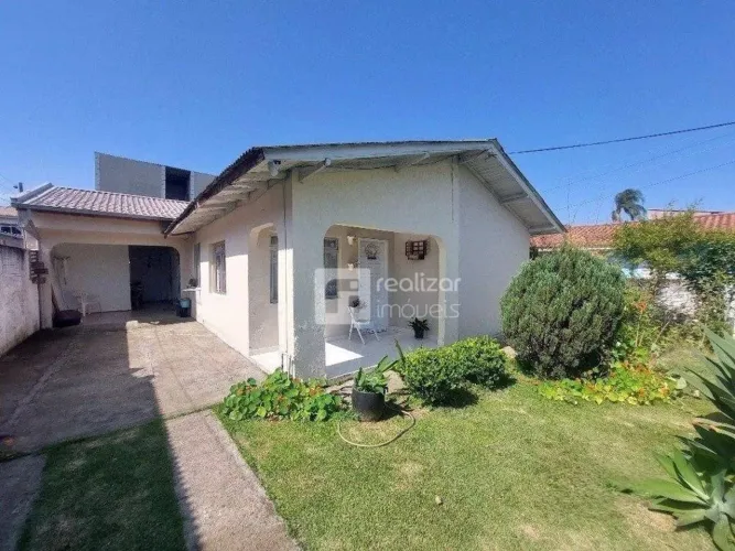 Casa com 2 dormitórios à venda por R$ 780.000,00 - Fazenda Santo Antônio - São José/SC
