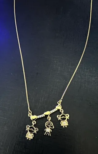 SEMI-JOIA COLAR COM PINGENTE 3 FILHOS