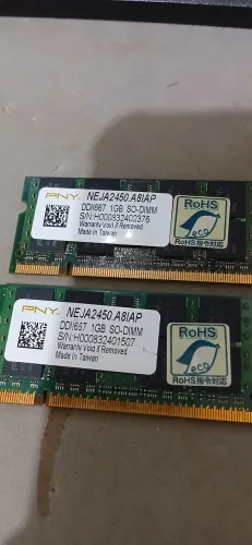 Memoria ram de notebook ddr2 1gb cada pente  total 2gb